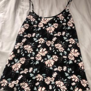 Hippie Rose black floral tank